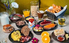 B&B Hotel Annecy Cran-Gevrier